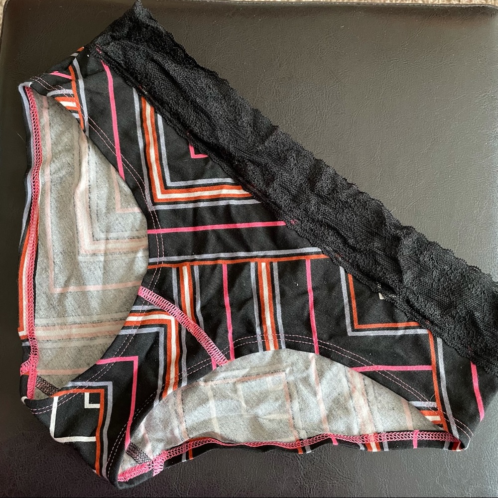 Victoria’s Secret Body by Victoria Hip Hugger